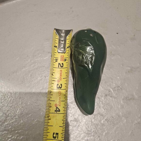 Salt and Pepper Shakers Ceramic Peppers Jalapeño Southwest 4" - Picture 4 of 5